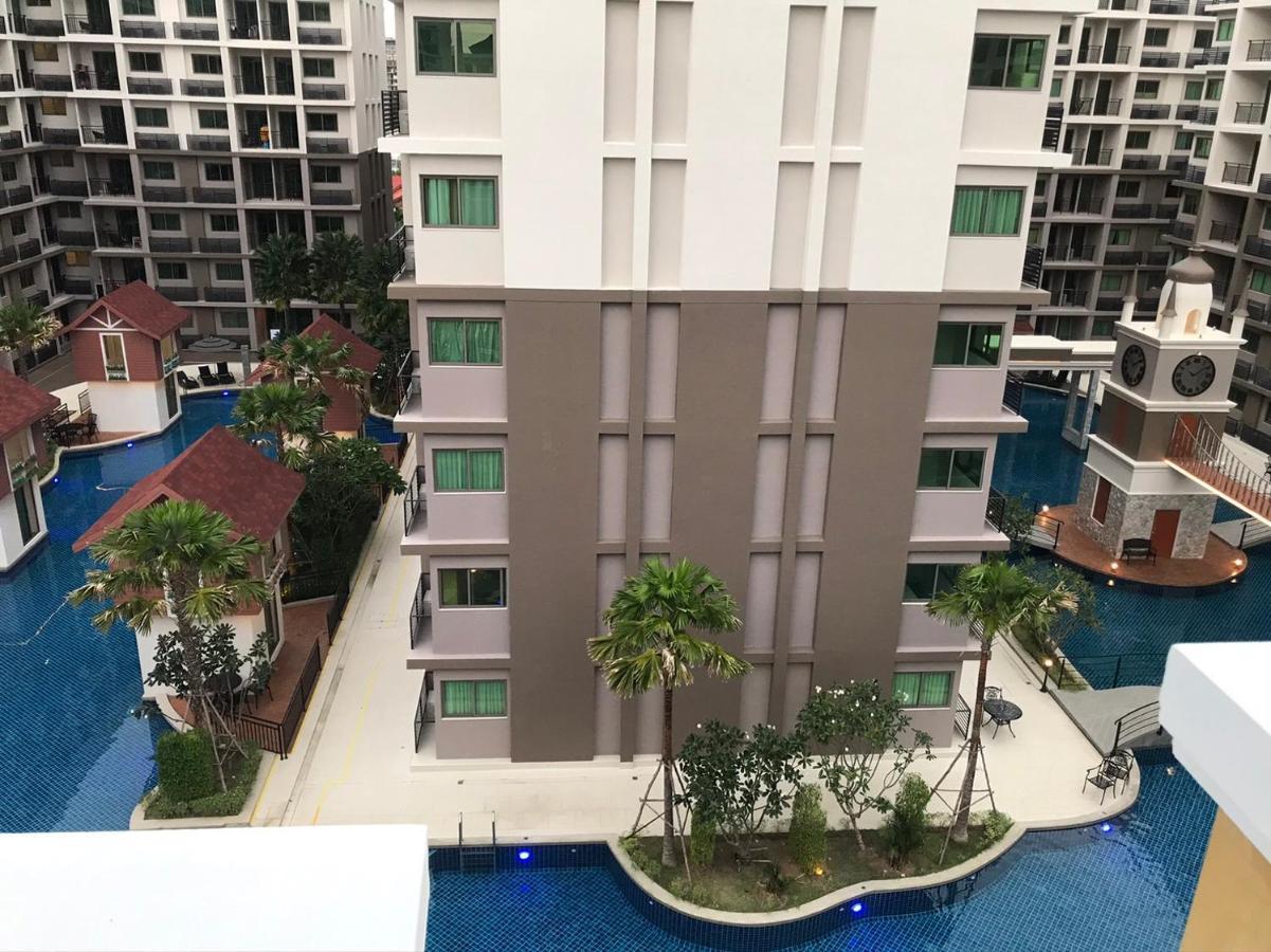Arcadia Beach Continental Pattaya Exterior photo
