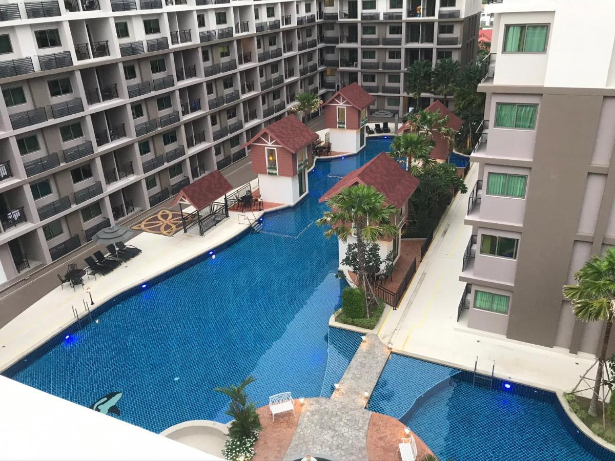Arcadia Beach Continental Pattaya Exterior photo