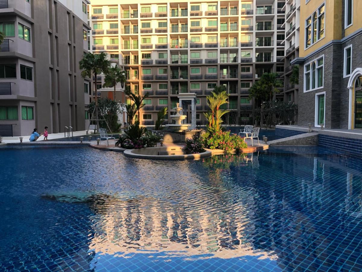 Arcadia Beach Continental Pattaya Exterior photo