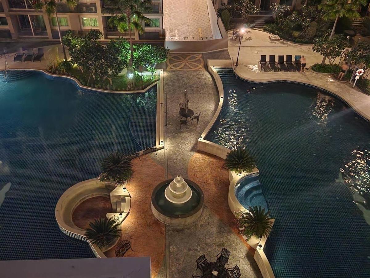 Arcadia Beach Continental Pattaya Exterior photo
